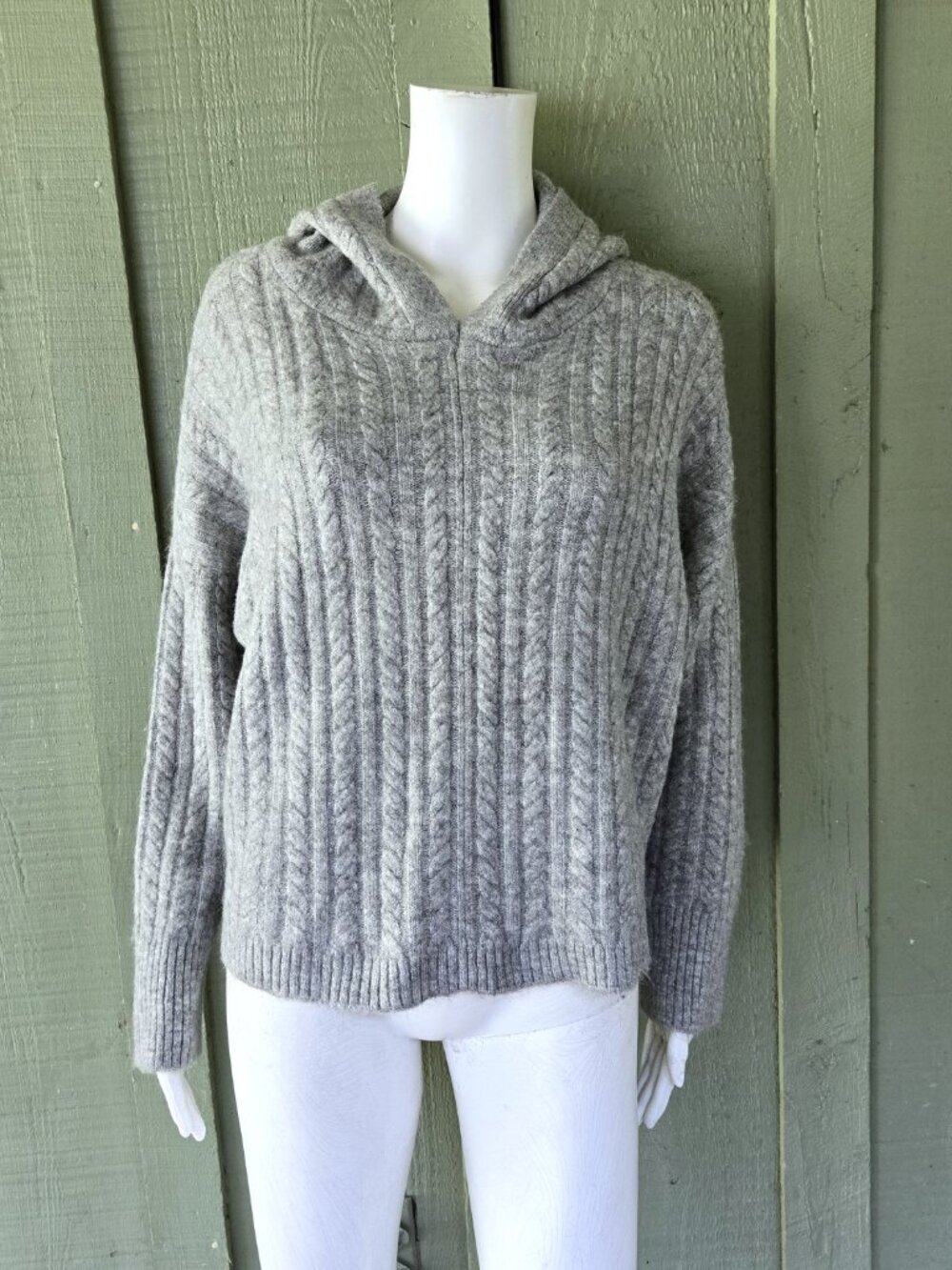 NWT FOR THE REPUBLIC Gray Cable Knit Hoodie Sweater Large